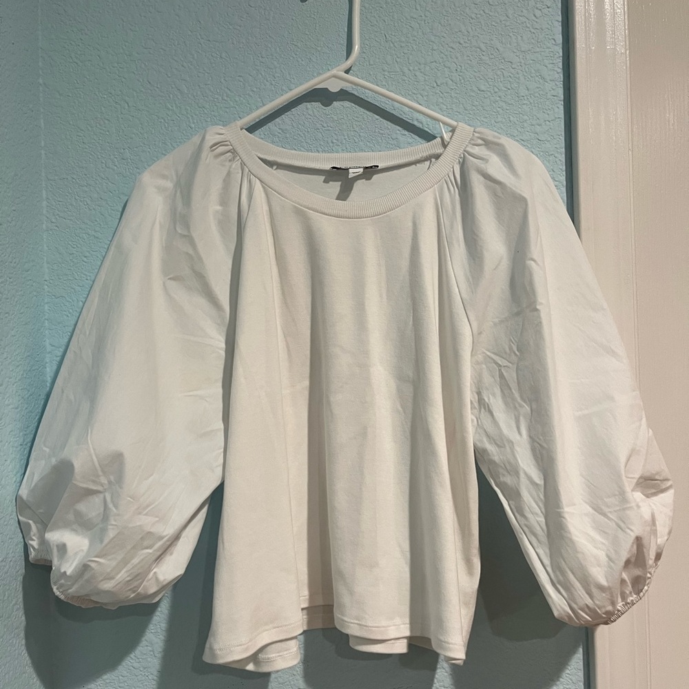 Women’s S size express puffed sleeve white cotton blouse